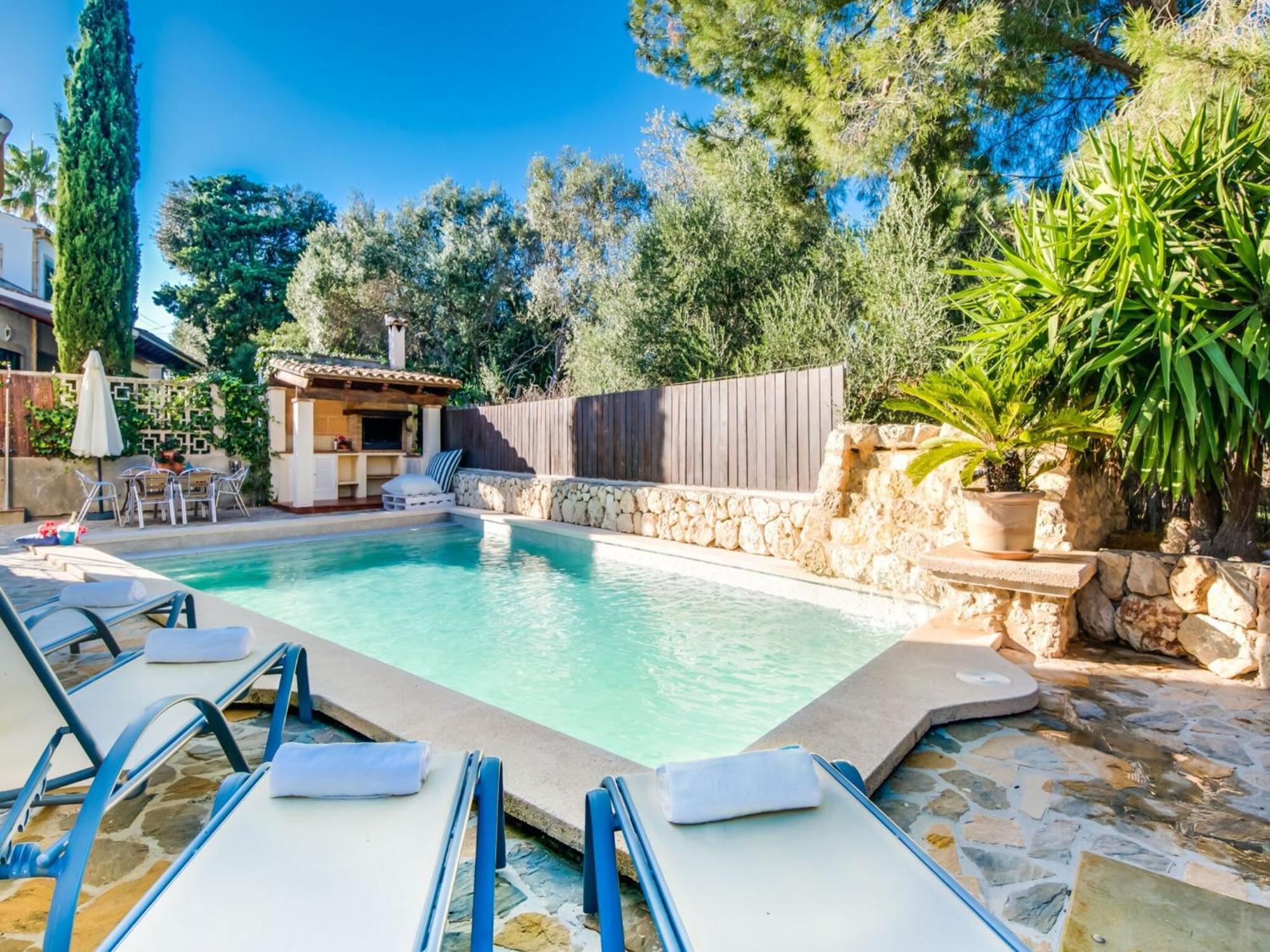 House With Pool Near The Ferienhaus Alcúdia